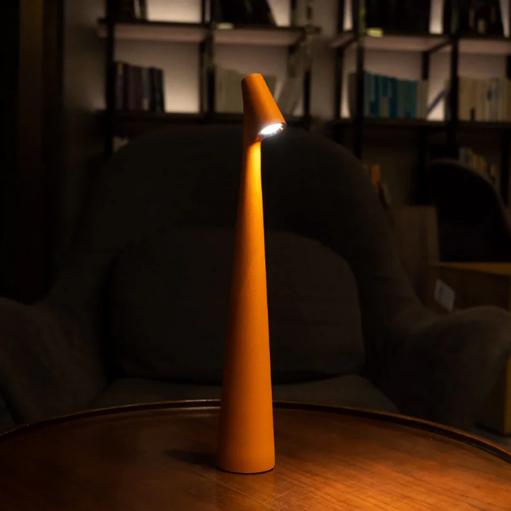 Stellux - Lamps - Lampe LED rechargeable avec design moderne et minimaliste